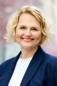 Anna-Karin Hatt