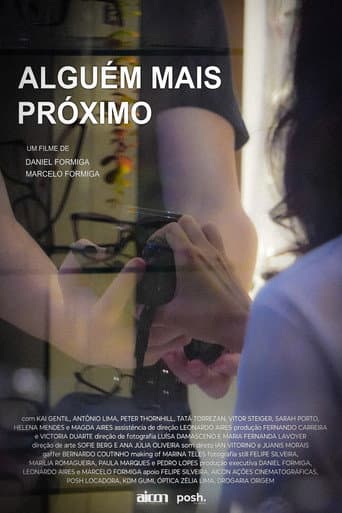 Alguém Mais Próximo poster