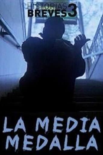 La media medalla poster