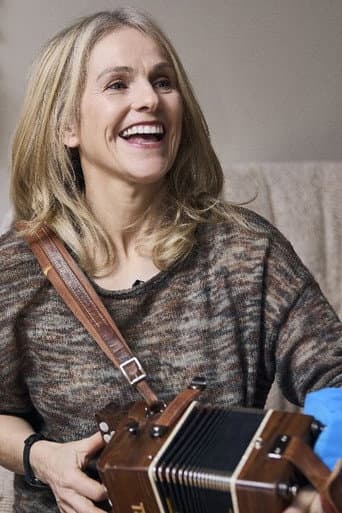 Tradfluencer - The Sharon Shannon Story poster