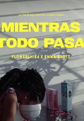 Mientras todo pasa poster
