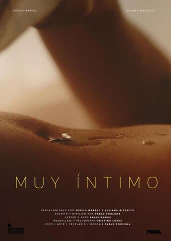 Muy íntimo poster