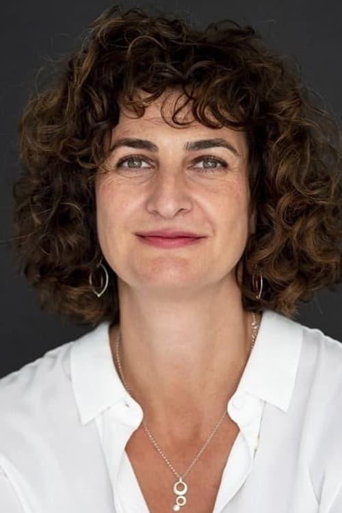 Pelin Esmer